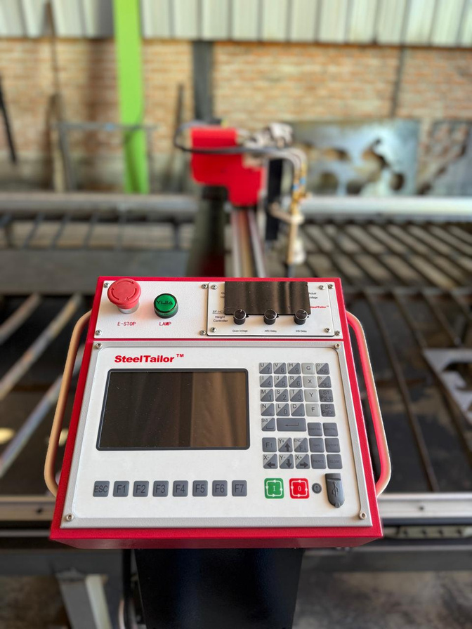 Control de tecnología CNC en Comercial San Andrés